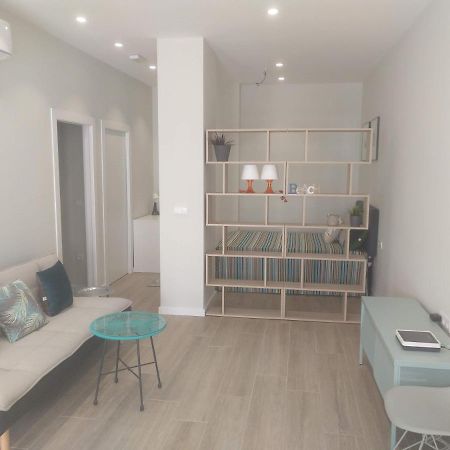 Appartamento Apartamento Moderno De 70 Metros A 300 Metros De La Playa Valenza Esterno foto